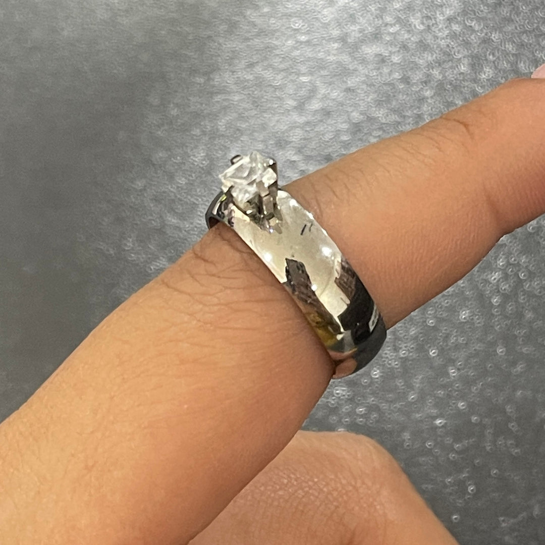 Anillo de Acero