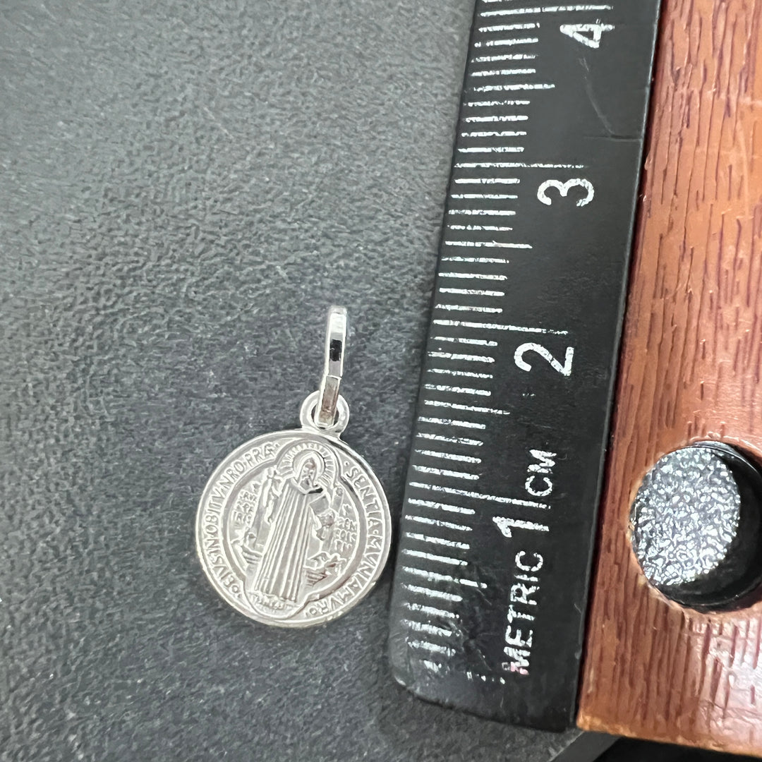 Dije San Benito 12MM Plata