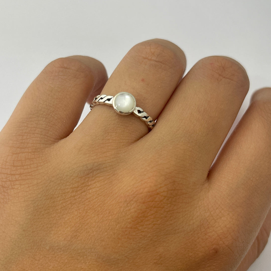 Anillo de Plata Circulo Madre Perla⚪️