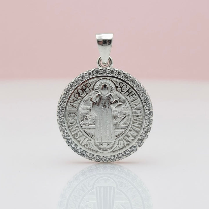 Dije San Benito 15MM Plata