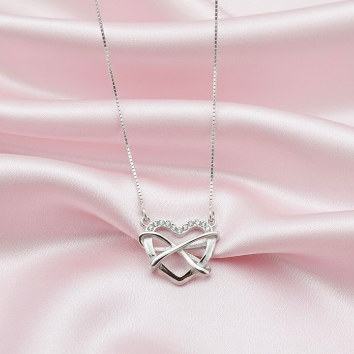 Collar Plata Corazón Lazo