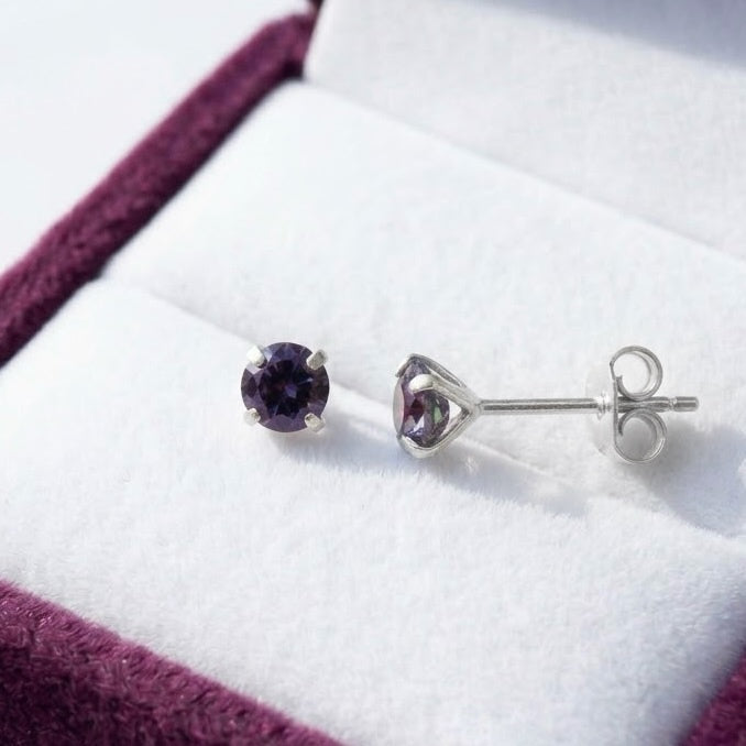 Aretes Chispas Redondos Topacio Místico 4MM