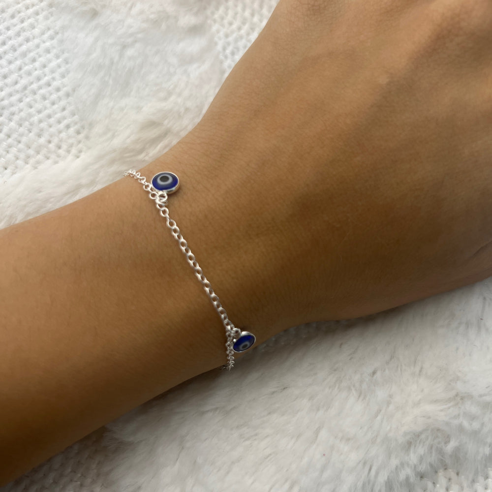 Compra en línea una pulsera con 5 Ojos Turcos 🧿 💯 PLATA 925 💎 en Costa Rica 🇨🇷