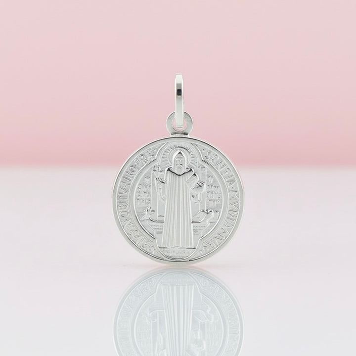 Dije San Benito 18MM Plata