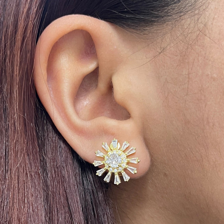 Aretes de Acero Prensa Flor Dorada