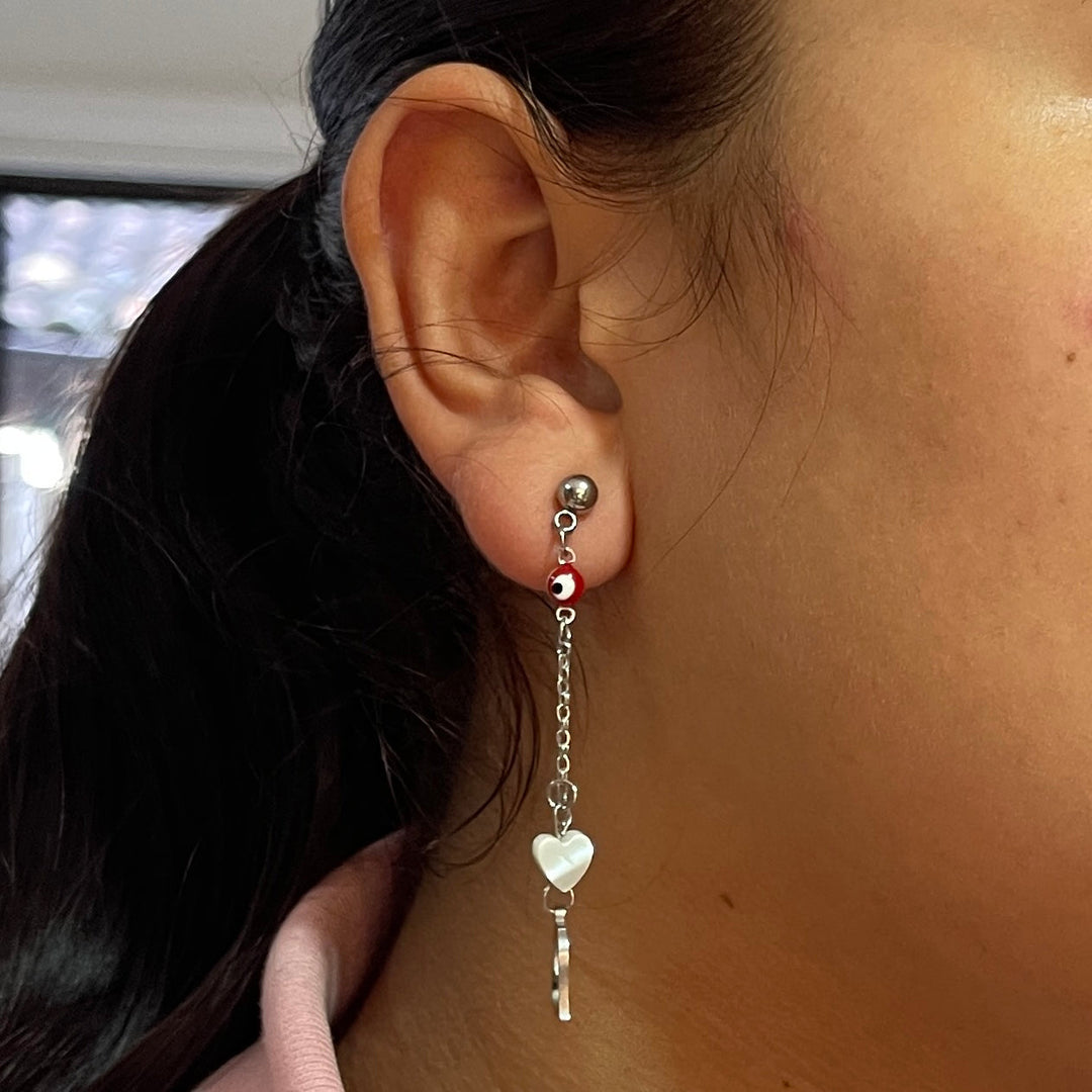 Aretes de Acero Largo ojo Turco Rojo corazón ♥️
