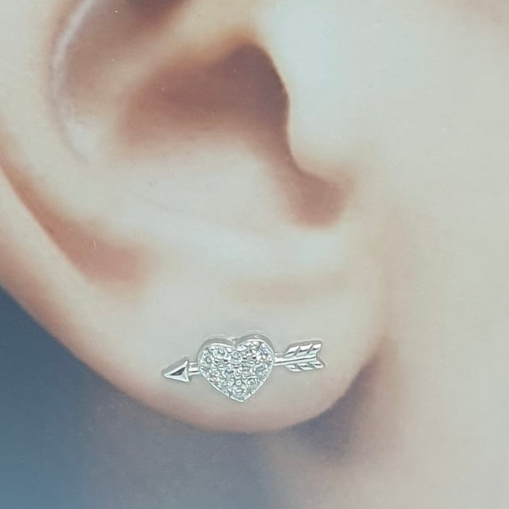 Aretes de Plata Corazón Flechado 13MM