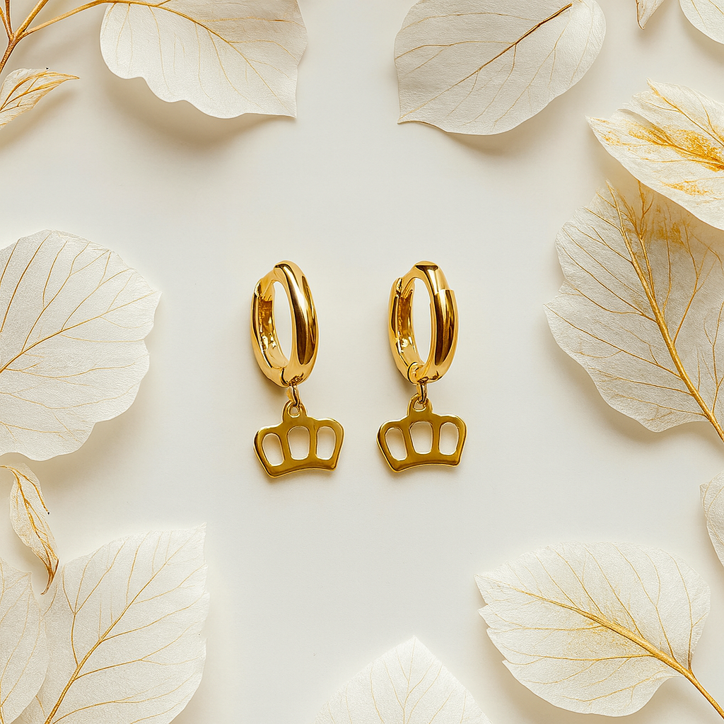 Huggies de Acero 👑 Corona Dorada