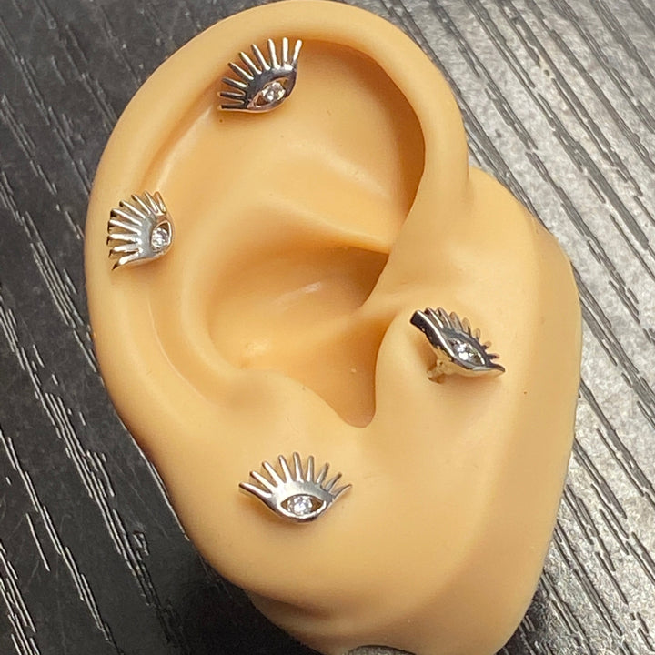 Arete Quirúrgico 👁 Ojo Plateado