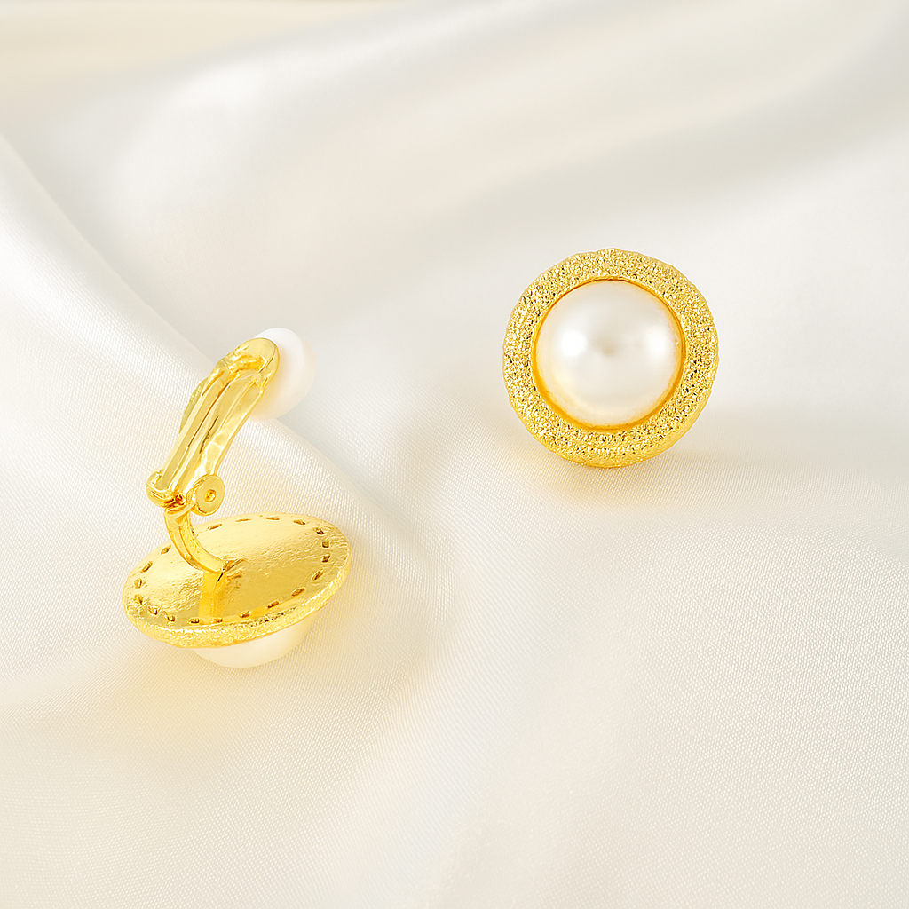 Aretes de Acero Prensa Dorada Perla Eterna