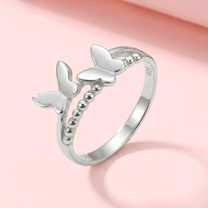 Anillo de Plata Blanco de Mariposas