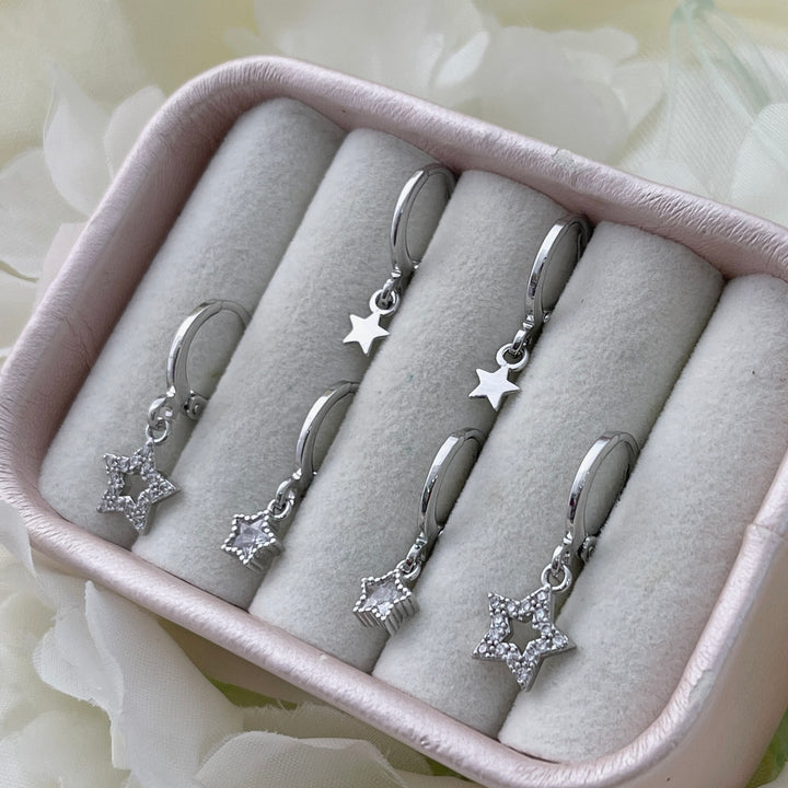 Trío de Aretes Estrellitas ⭐️Plateadas