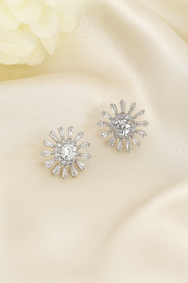 Aretes de Acero Prensa Flor Plateada