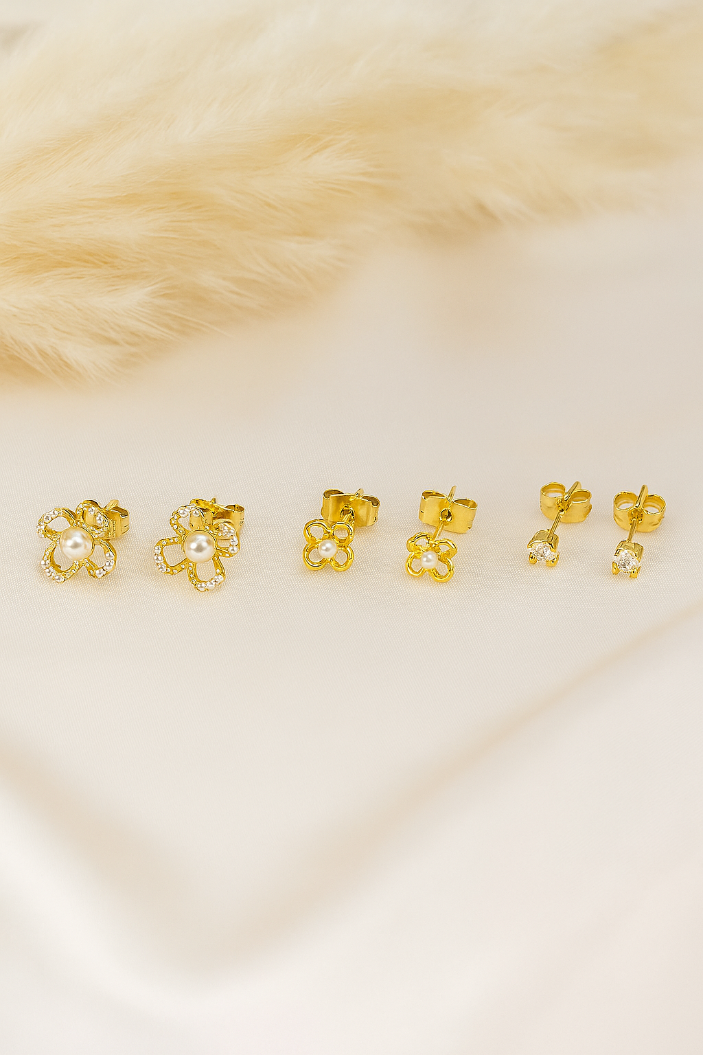 Trío de Aretes Acero Dorado🌸