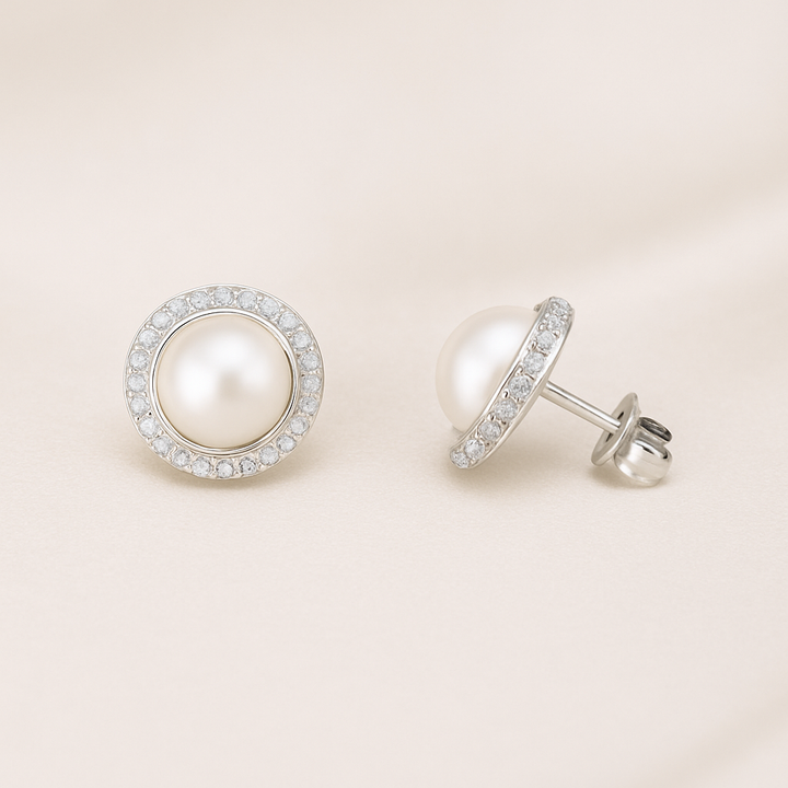 Aretes de Acero Plateado Perla Celestial