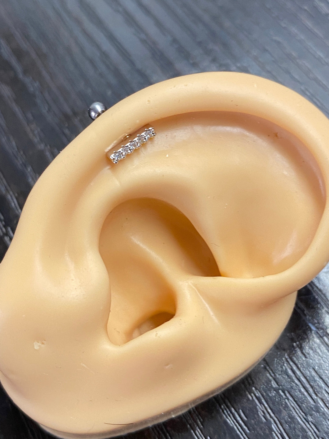 Arete Quirúrgico 💙 Recto Plateado