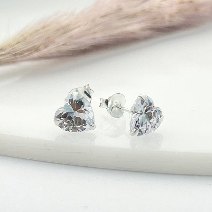 Aretes Chispas Corazón ❤️ Nicola Joyería 🇨🇷