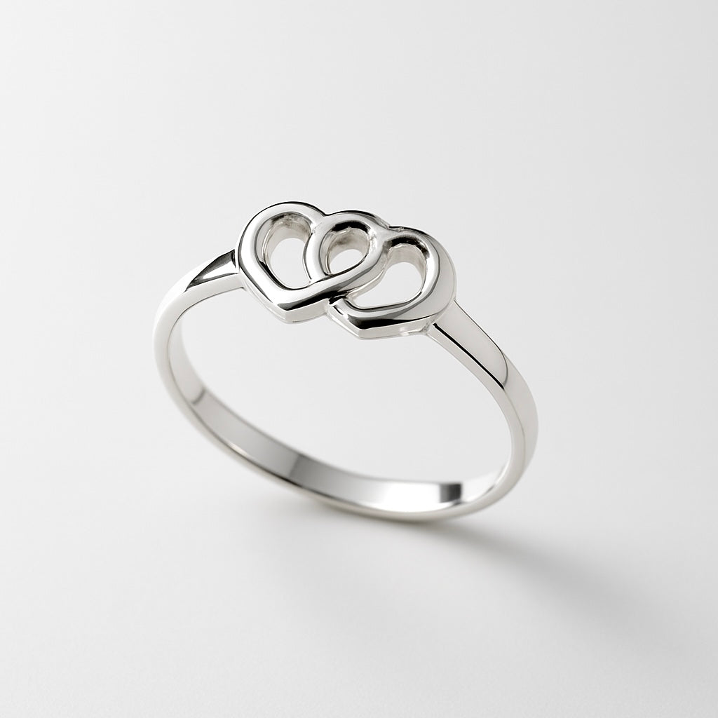 Anillo de Plata Corazón Enlazado