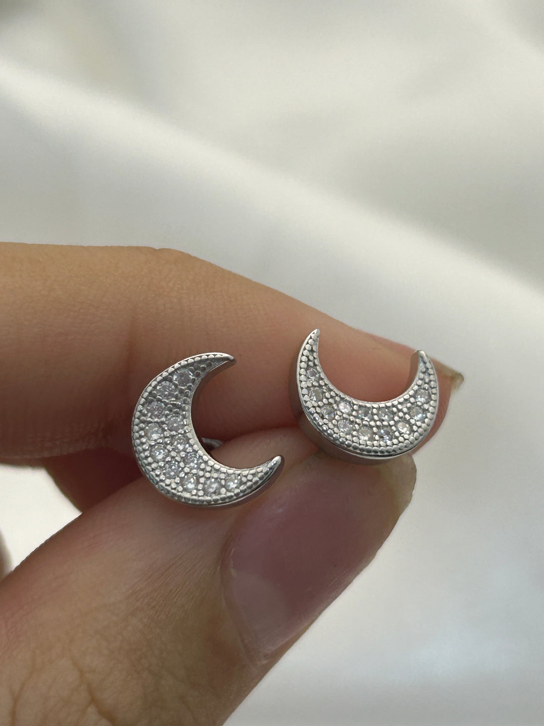 Aretes de Plata Lunita