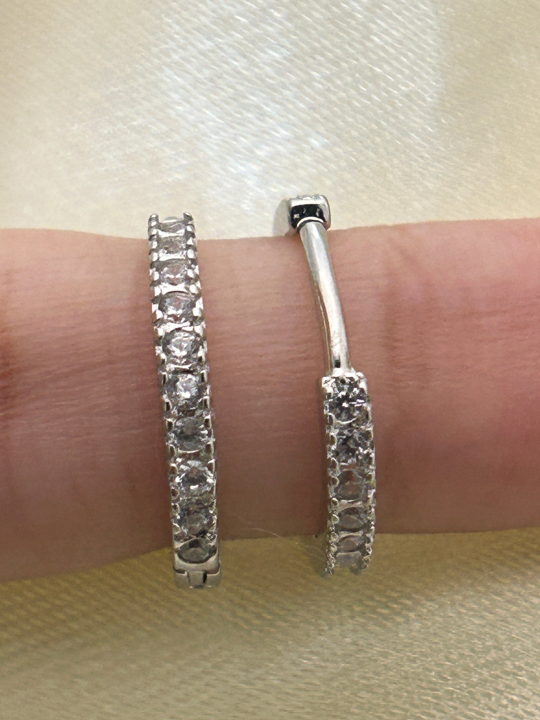 Huggies de Plata Brillantes