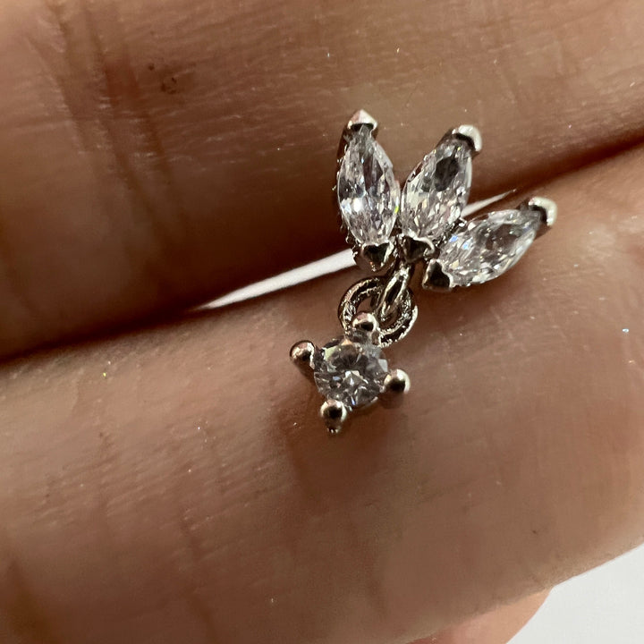 Arete Quirúrgico 🍁 Pétalos Plateados