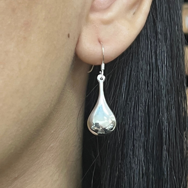  ▷ Aretes Gota 💧 14MM  | Plata 925 | Nicola Joyería 🇨🇷