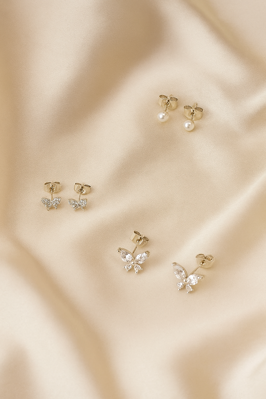 Trío de Aretes Acero Plateado 🦋