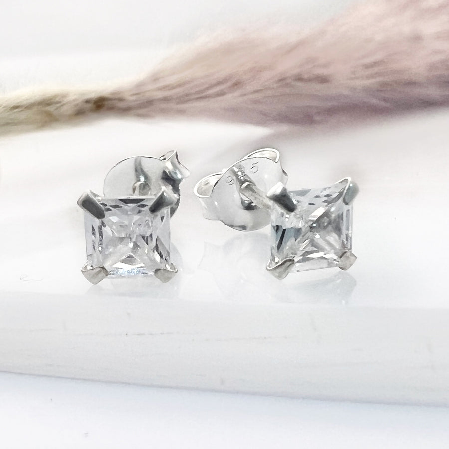 ▷ Aretes Chispas Cuadro Blanco 4MM | Nicola Joyería 🇨🇷