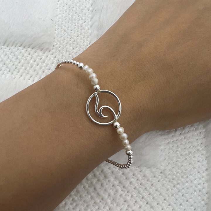 Pulsera Perlas Ola de Mar Plata 🌊
