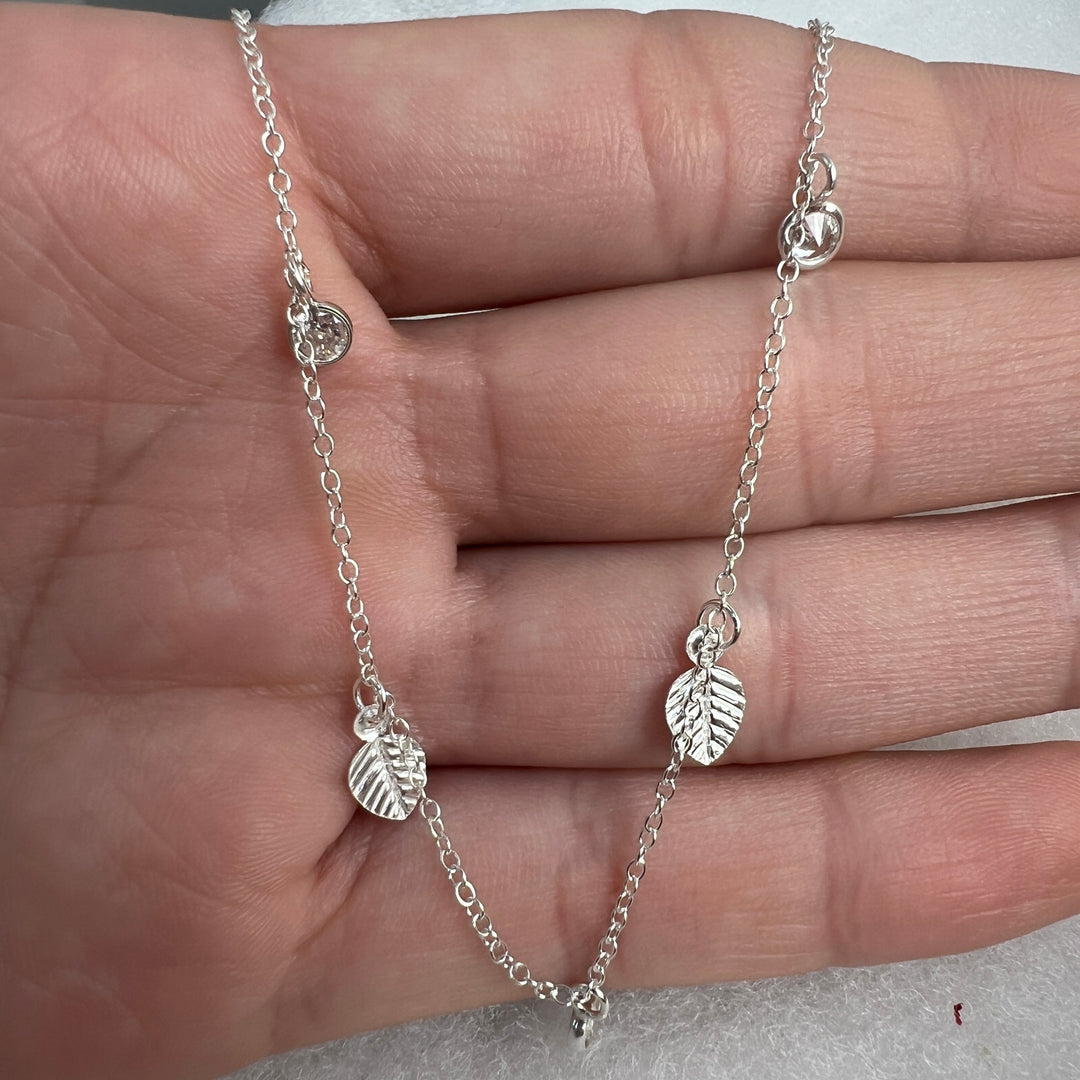 Pulsera Hojas y círculos 🍃⚪️