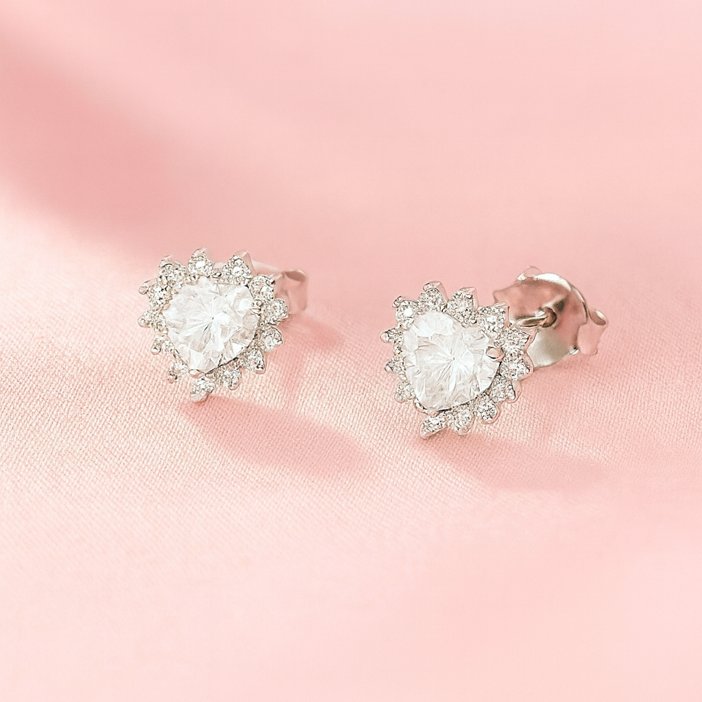 Aretes de Plata Corazón Reina Blanca 7MM🤍