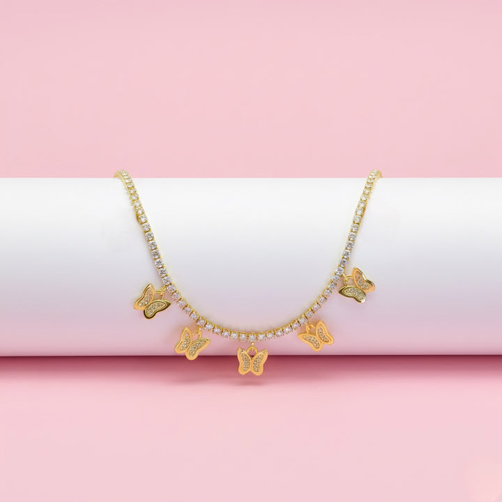 Gargantilla de Acero Mariposa Borde Liso Dorada🦋