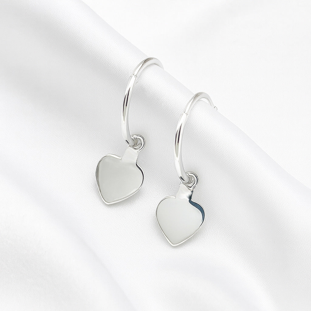 Argollas Colgantes Corazones Planos