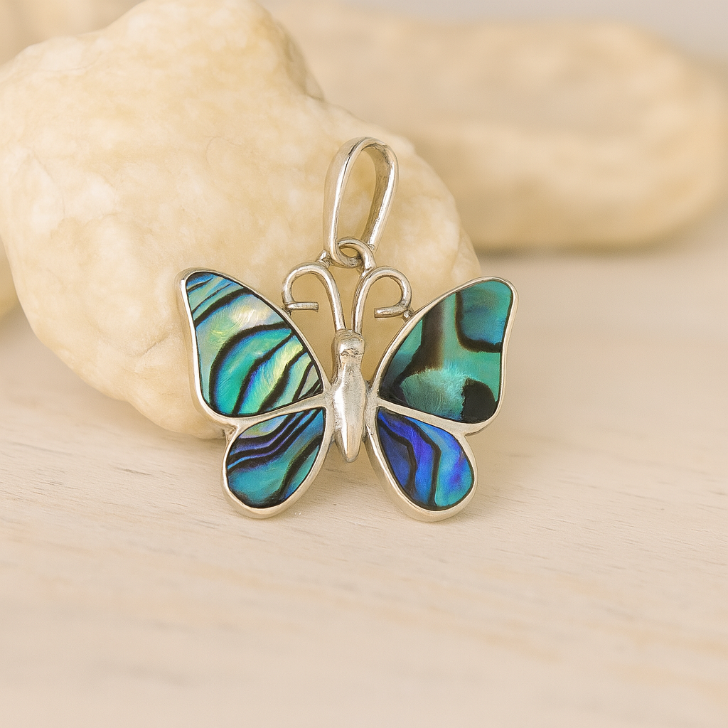 Dije de Plata Mariposa Abulón