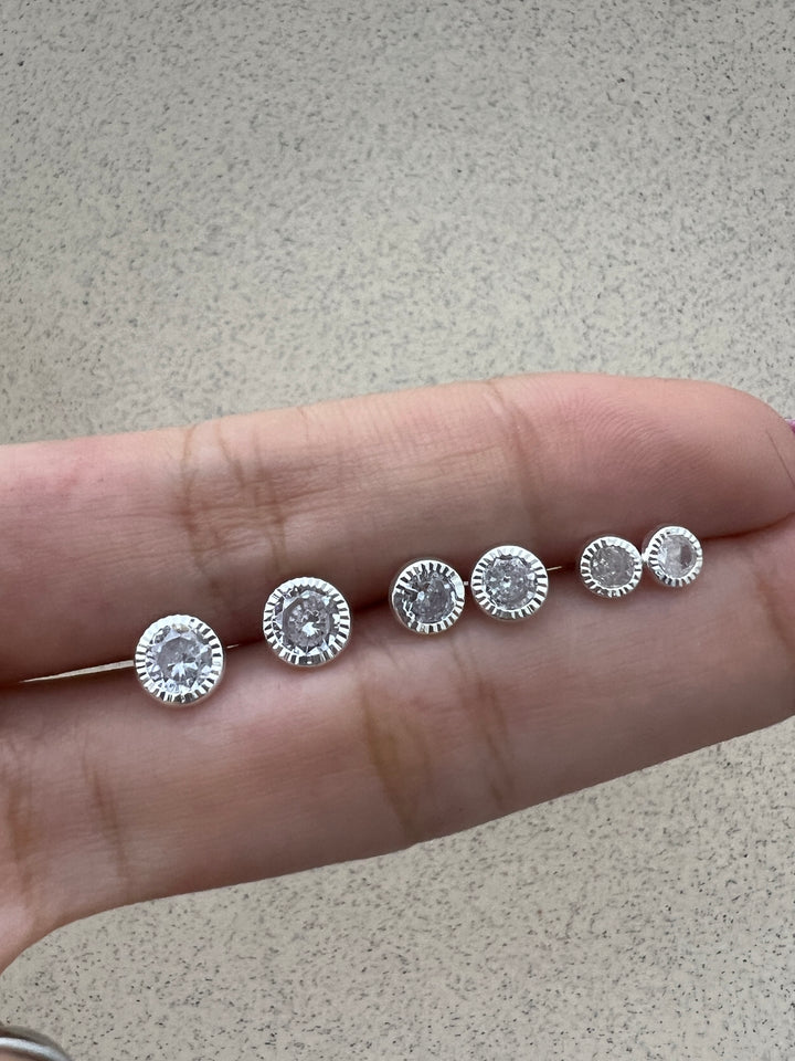 Aretes Redondo Bicel Diamantado 6MM Plata