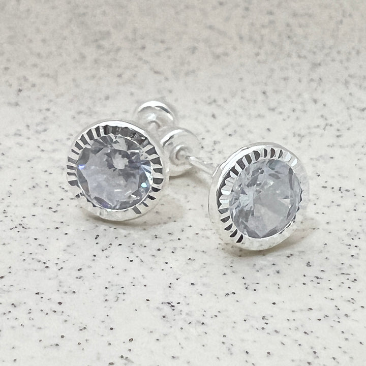 Aretes Redondo Bicel Diamantado 6MM Plata