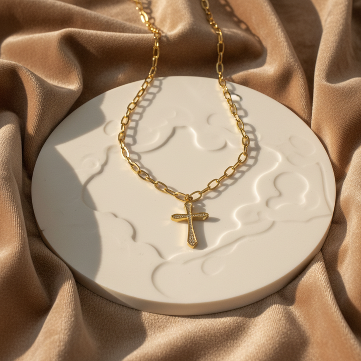 Gargantilla de Acero Cruz Brillo ✝️