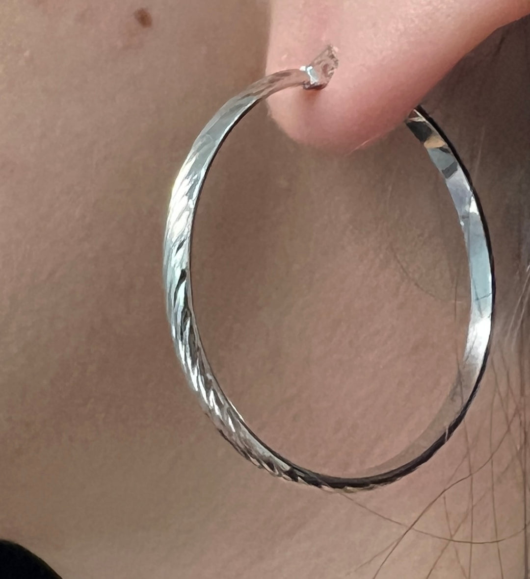 Argollas Olas 35MM Plateadas Acero