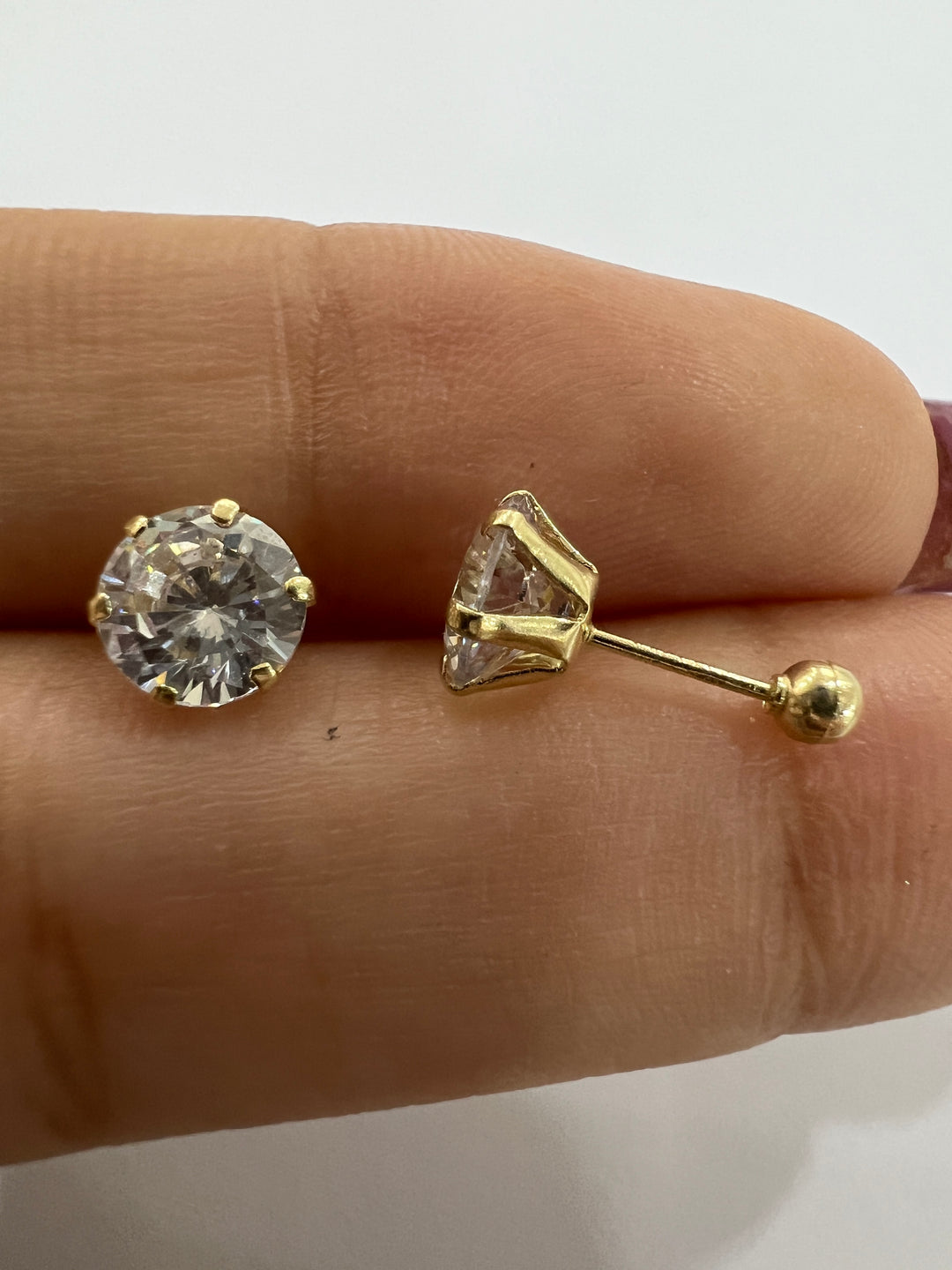 Aretes de Oro 10k Deneb 6MM