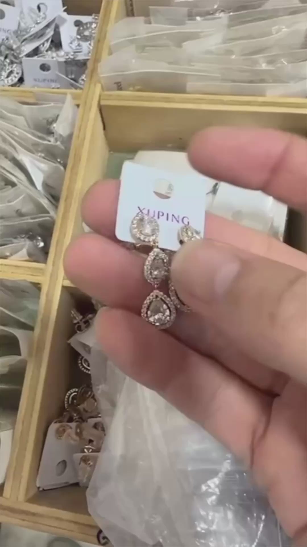 Aretes de Acero Largos Gotas 💦