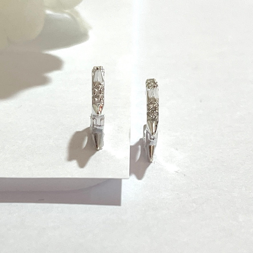 Argollas Punk de Plata 925 con Tres Picos | Nicola Joyería