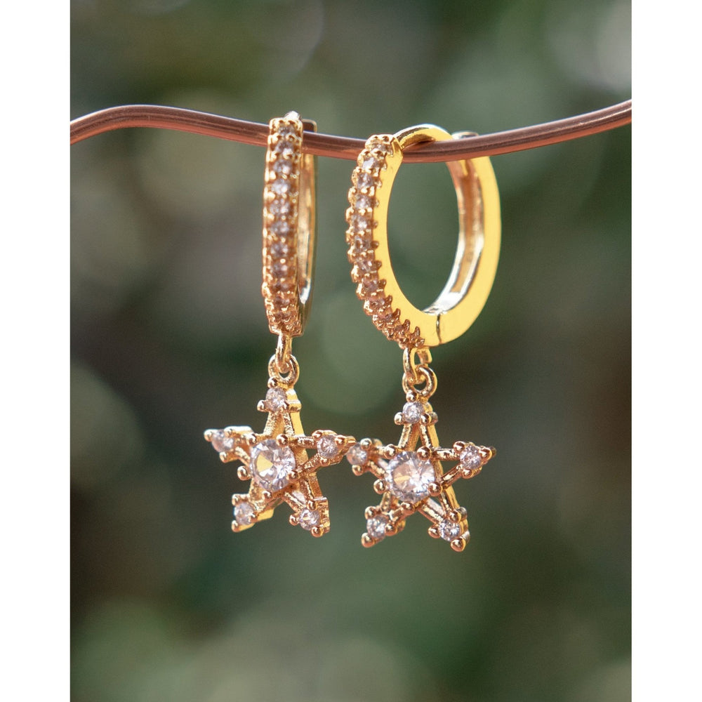 Huggies 🌟 Estrellas | Nicola Joyería