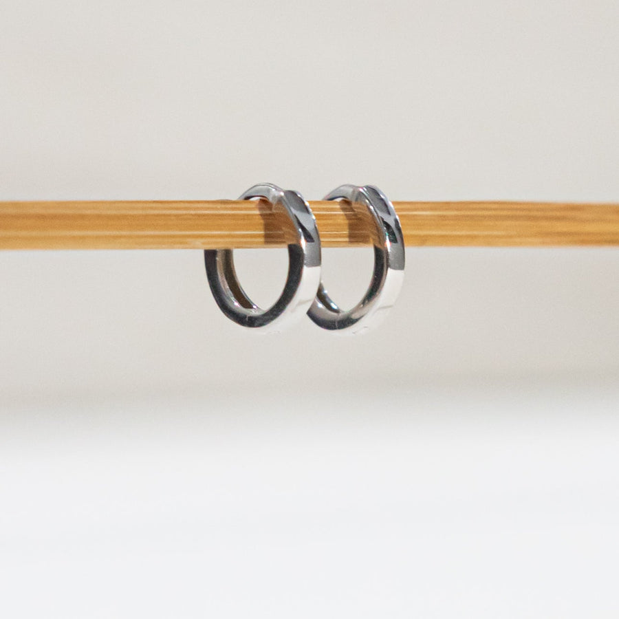 Huggies de Plata - Nicola Joyeria