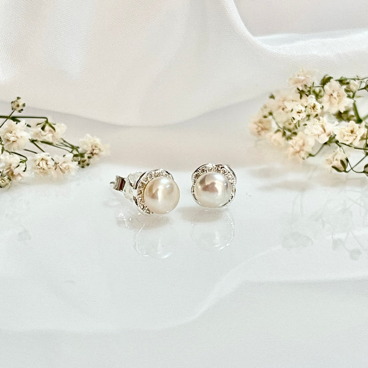 Aretes de Plata con Perla Cultivada 8MM | Plata 925 en Costa Rica