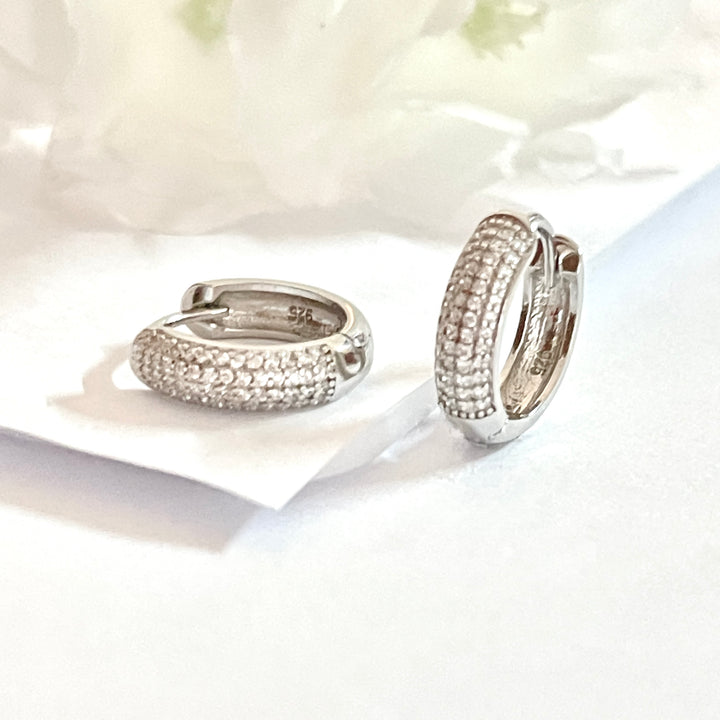 Huggies Plata 💎Brilloso | Nicola Joyería 