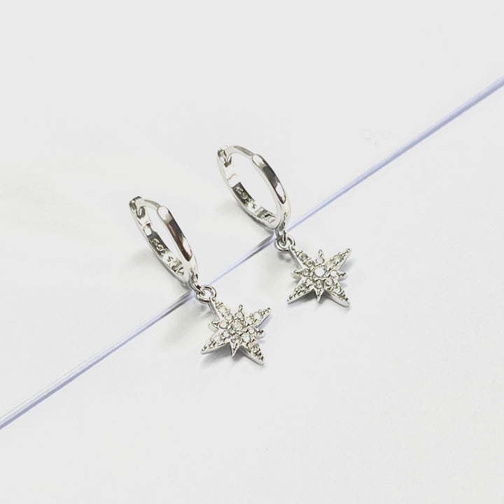 Huggies Plata 💎Estrella Picos / Nicola Joyeria 