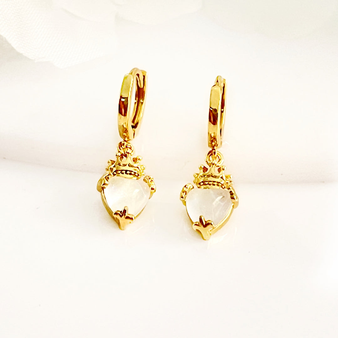Huggies de Acero☘️👑Corona blanco | Nicola Joyería 