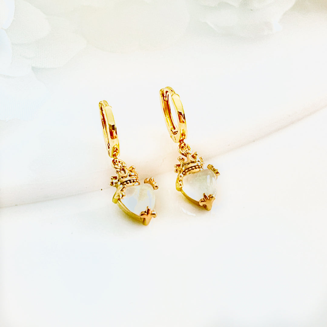 Huggies de Acero☘️👑Corona blanco | Nicola Joyería 