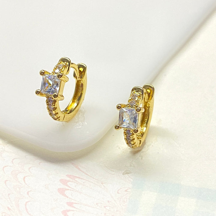 Huggies ⬜️ Blanco