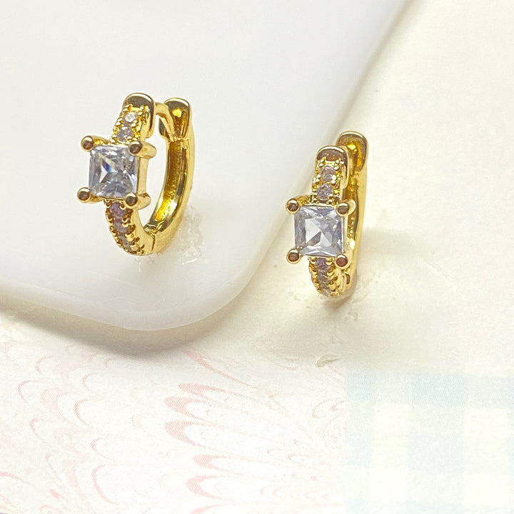 Huggies ⬜️ Blanco